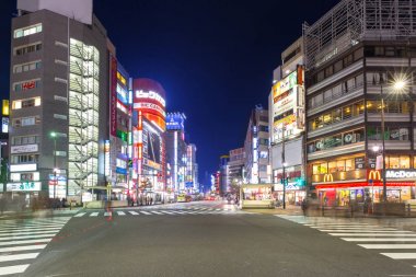 Cityscape gece, Japonya Tokyo Ikebukuro bölgesinin