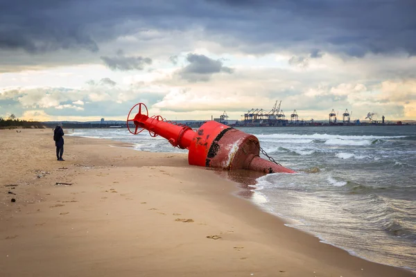 Sea mark buoy on the beach of Baltic sea — Stock Photo, Image