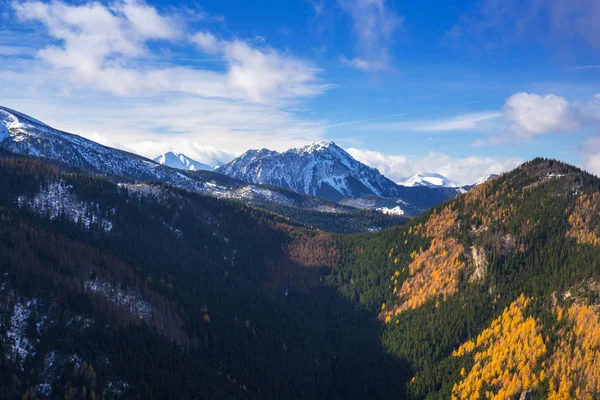 Vista Las Montañas Tatra Desde Cima Del Pico Sarnia Skala — Foto de Stock