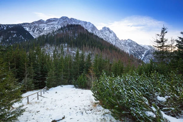 Monte Giewont Nas Montanhas Tatra Polônia — Fotografia de Stock