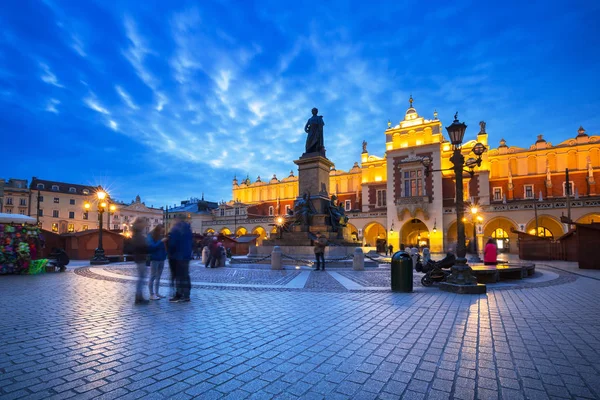 Kraków Sukiennice Rynku Głównego Nocy Polska — Zdjęcie stockowe