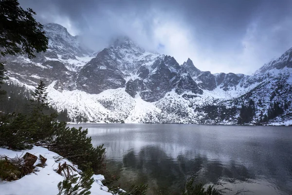 Gyönyörű Téli Szemet Tenger Tátra Lengyelország — Stock Fotó
