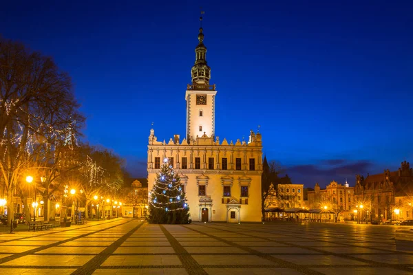 Πλατεία Παλιάς Πόλης Ιστορικό Δημαρχείο Στο Κέλμνο Νύχτα Πολωνία — Φωτογραφία Αρχείου