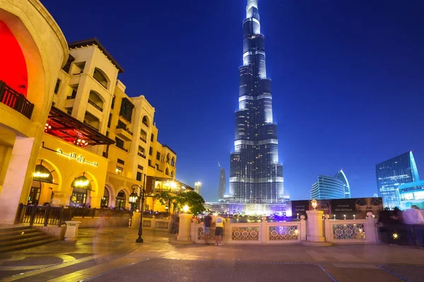 Dubai Uae April 2014 Downtown Dubai Burj Khalifa Building Dusk — Stock Photo, Image