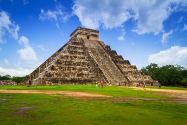 chichen Itza, Meksika piramitte Tüylü yılan