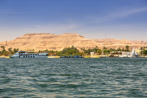 Paisagem Rio Nilo Perto Luxor Egito — Fotografia de Stock