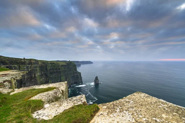 Acantilados Moher Irlanda Día Nublado Clare — Foto de Stock