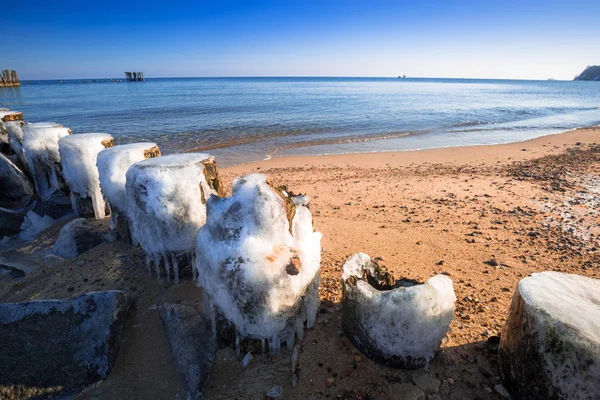 Gefrorene Hölzerne Buhnen Der Ostsee Babydoly Polen — Stockfoto