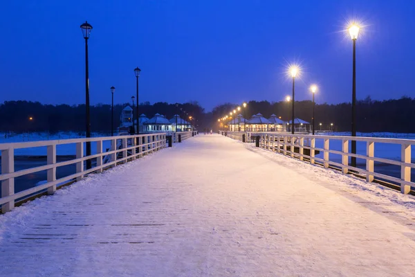 Śnieżna Noc Molo Morze Bałtyckie Gdańsk Polska — Zdjęcie stockowe