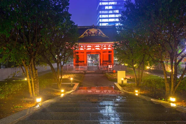 Temple Japonais Traditionnel Dans Centre Ville Tokyo — Photo