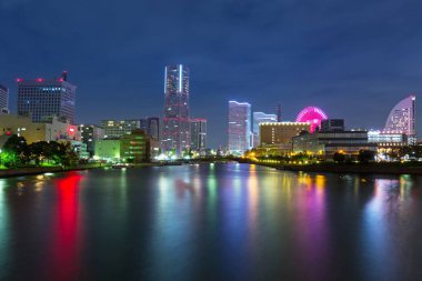 Yokohama, Japonya - 6 Kasım 2016: Yokohama Cityat Gecesi, Japonya. Yokohama, Japonya 'nın nüfus ve nüfus bakımından en büyük ikinci şehridir..