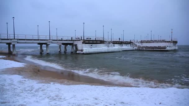 Píer Congelado Mar Báltico Gdansk Polónia — Vídeo de Stock