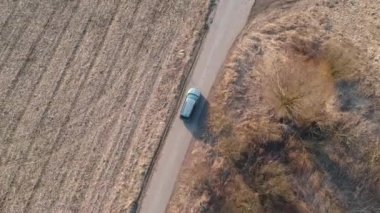 Coutry yolda araba Suv araba