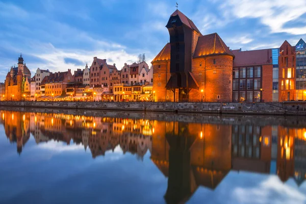 Grue Portuaire Historique Gdansk Reflétée Dans Rivière Motlawa Crépuscule Pologne — Photo