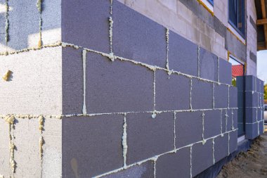 Yapım aşamasında yeni şirketten grafit köpük güneşe maruz kalma