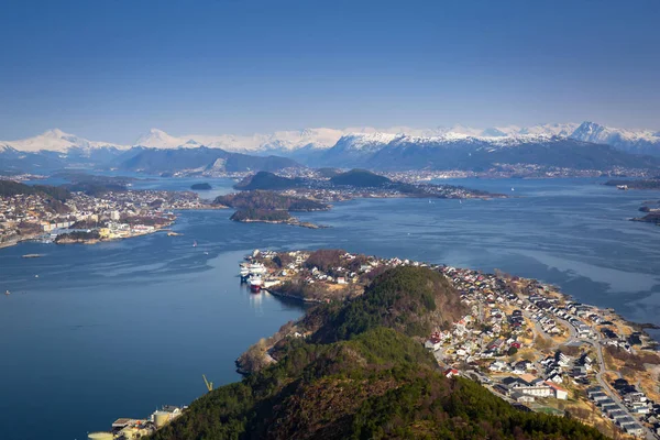 สวยงามของชายฝ งตะว นตกของนอร เวย จากเน นเขา Sukkertoppen Sugar Loaf Top — ภาพถ่ายสต็อก