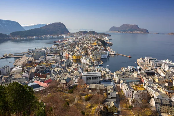 Schöne Alesund Stadt Sonnigem Tag Norwegen — Stockfoto