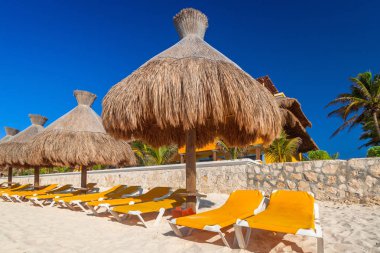 Karayip Denizi Playa del Carmen, Meksika kumsalda