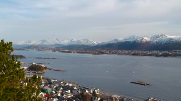 Hermosa Ciudad Alesund Costa Noruega — Vídeo de stock