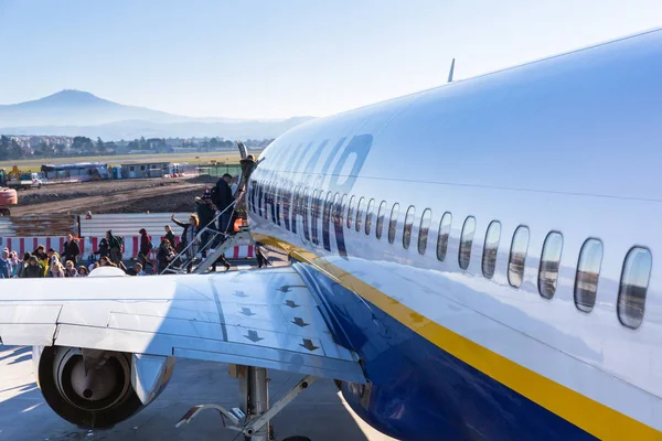 Rome Ciampino Italië Januari 2019 Mensen Die Het Vliegtuig Van — Stockfoto