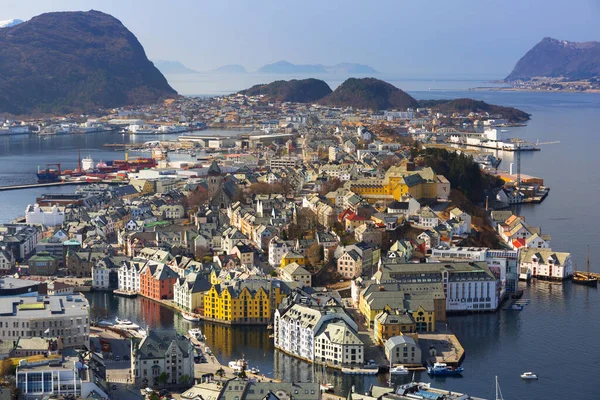 Schöne Alesund Stadt Bei Sonnigem Tag Norwegen — Stockfoto