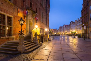 Şafakta, Polonya Gdansk eski şehrin muhteşem mimarisi