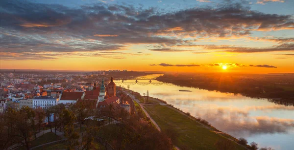 Vieille Ville Grudziadz Vistule Coucher Soleil Voïvodie Kuyavian Poméranie Pologne — Photo