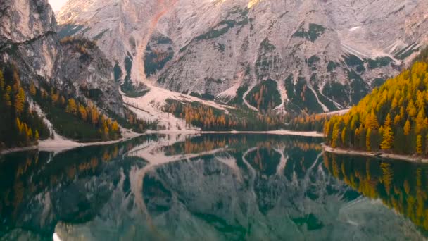 Barcos Lago Lago Braies Dolomitas Amanecer Italia — Vídeos de Stock