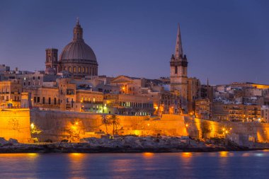 Valletta, şafakta Malta 'nın başkenti..