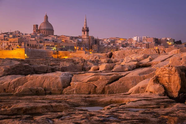 Maltas Klippiga Kust Och Arkitekturen Valletta Stad Gryningen — Stockfoto