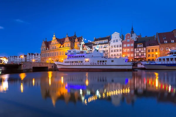 Gdansk Polonia Enero 2020 Ciudad Vieja Gdansk Sobre Río Motlawa — Foto de Stock