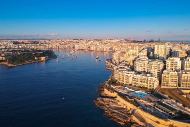 Sliema şehriyle Malta 'nın güzel hava manzarası