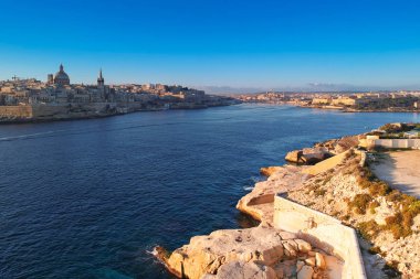 Sliema kıyı şeridi ile Malta 'nın güzel hava manzarası
