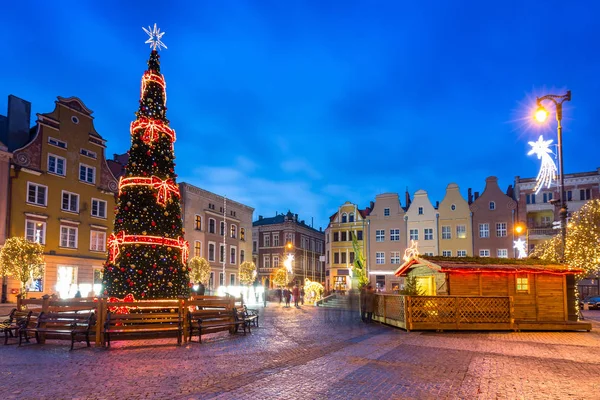 Όμορφο Χριστουγεννιάτικο Δέντρο Στην Πλατεία Της Αγοράς Grudziadz Πολωνία — Φωτογραφία Αρχείου