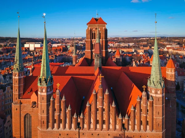 Vista Aérea Basílica Santa Maria Gdansk Nascer Sol Polônia — Fotografia de Stock