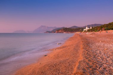 Türk Rivierası sahilinde güzel gün doğumu, Tekirova