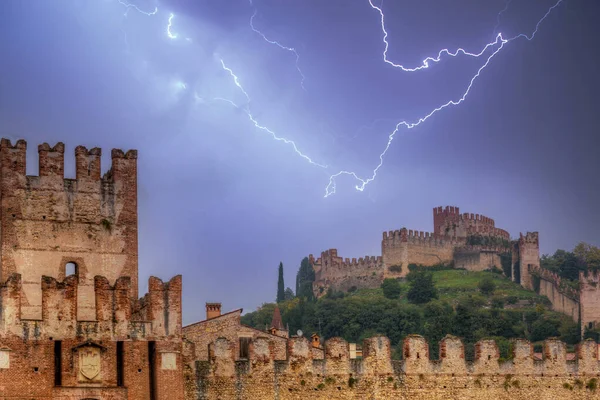 Medieval Castle Soave Province Verona Thunder Storm Italy — ストック写真