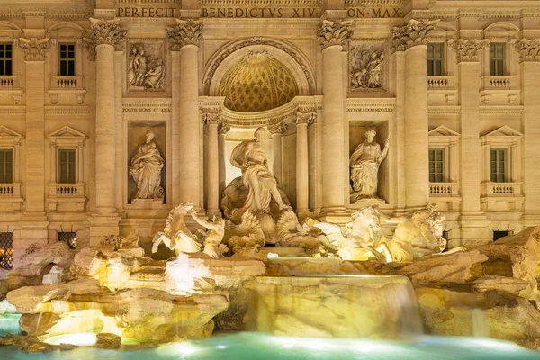 Vacker Arkitektur Fontana Trevi Rom Natten Italien — Stockfoto