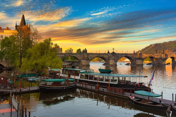 Charles Bridge Prague Sunrise Czech Republic — Stock Photo, Image