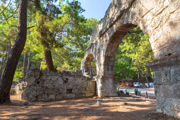 Ruínas Aqueduto Antiga Cidade Phaselis Turquia — Fotografia de Stock