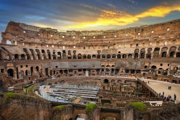 Rom Italien Januari 2019 Interiören Colosseum Rom Vid Solnedgången Italien — Stockfoto