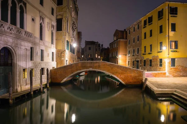 Canaux Venise Ville Avec Une Belle Architecture Nuit Italie — Photo