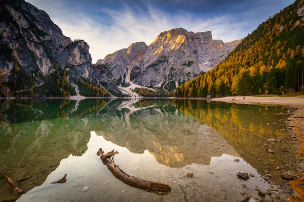 Lago Braies Lago Seekofel Pico Nascer Sol Dolomitas Itália — Fotografia de Stock