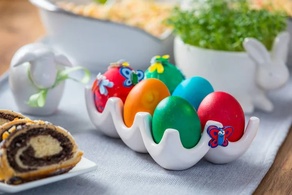 Tavolo Con Piatti Tradizionali Colazione Pasqua — Foto Stock