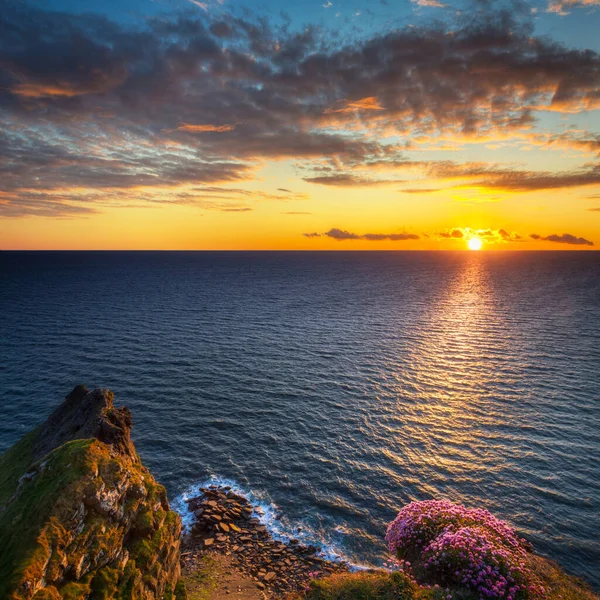 Удивительные Скалы Закате Ирландии Графство Клэр — стоковое фото