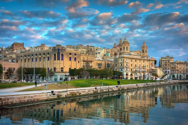 Bellissima Architettura Della Città Birgu Tramonto Malta — Foto Stock