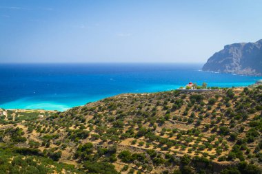 Girit 'in mavi gölü Yunanistan' ın güzel kıyı şeridi