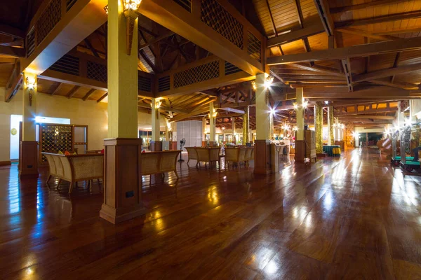 2012年11月3日 アンダマンプリンセスリゾート スパのロビーインテリア この美しいホテルは2004年に津波で破壊され タイのパンガー県カオ島に再建されました — ストック写真