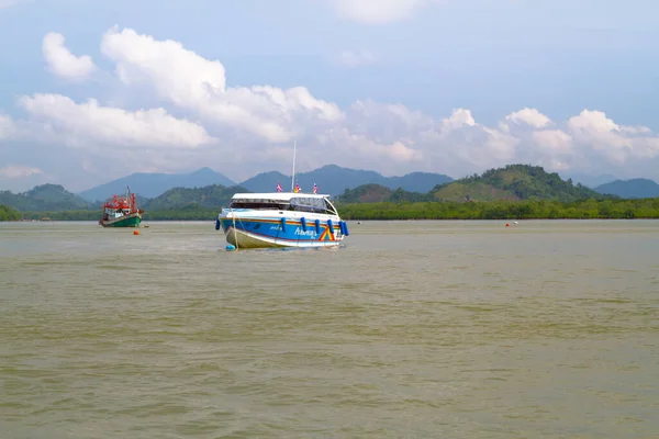 Koh Kho Khao Thailand November 2012 Motor Boat Andaman Sea — Stock Photo, Image