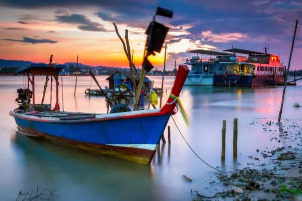 Tayland Andaman Denizi Üzerinde Güzel Bir Gün Batımı — Stok fotoğraf